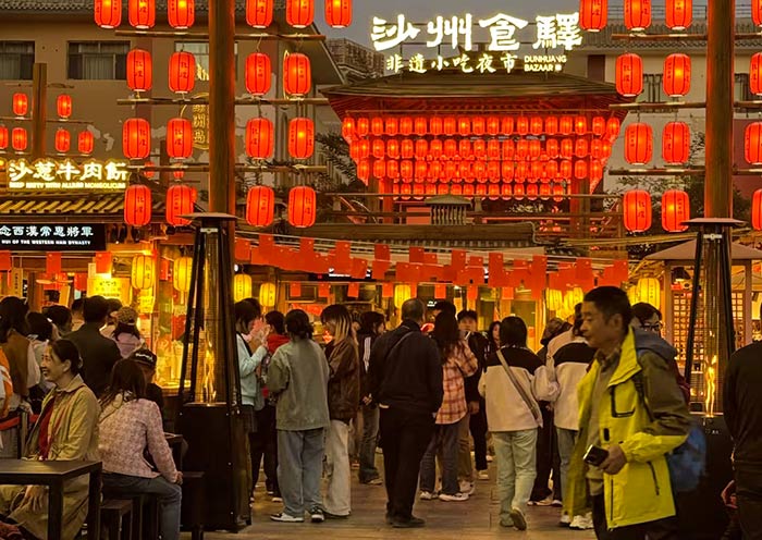 dunhuang-night-market1