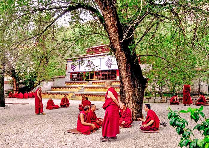 sera-monastery4